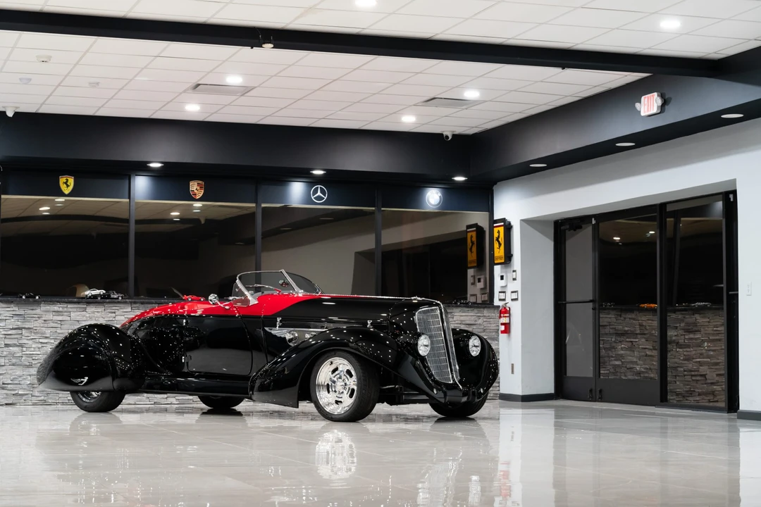 Auburn Speedster - Image 24 of 31