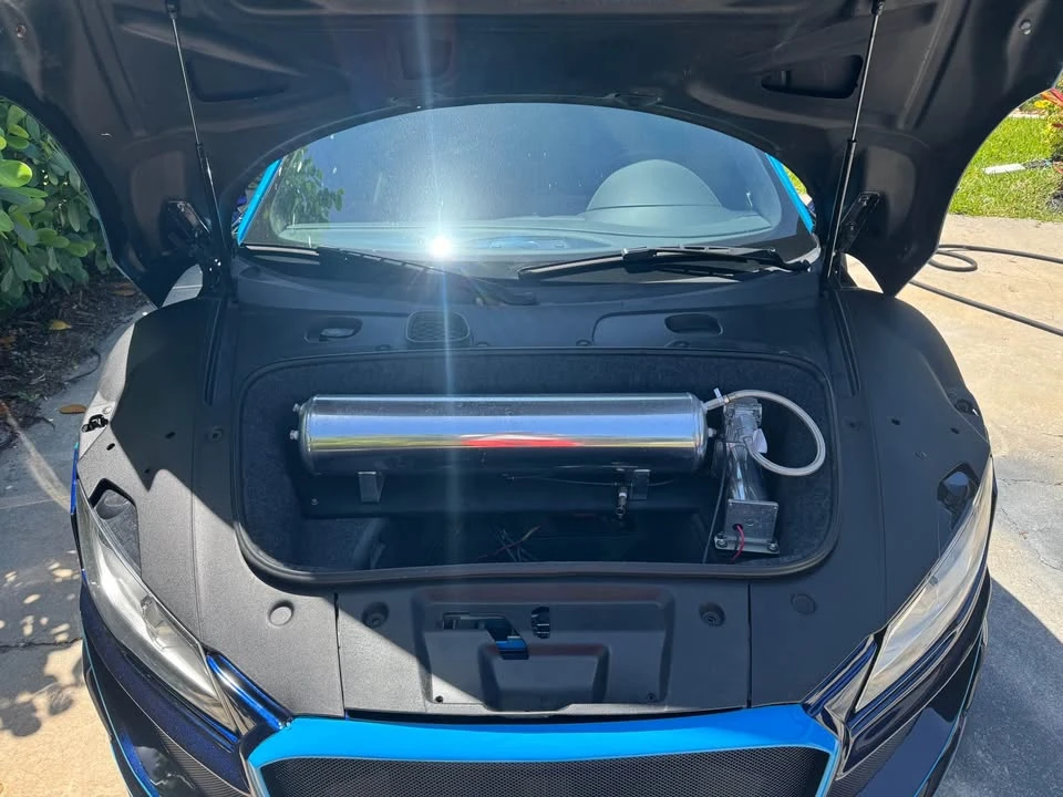 2009 Audi 42 R8 - Image 7 of 10