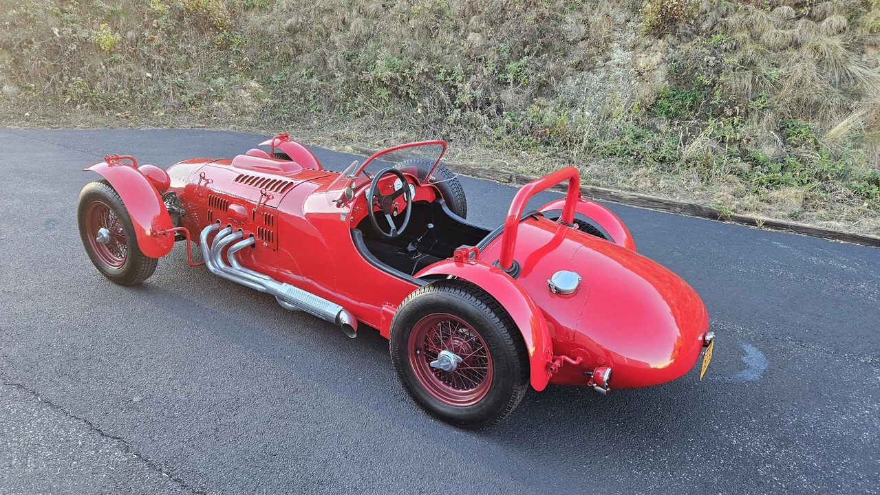1953 Jaguar XK120 OTS Roadster - Image 21 of 31