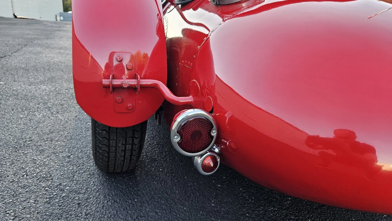 1953 Jaguar XK120 OTS Roadster - Image 30 of 31