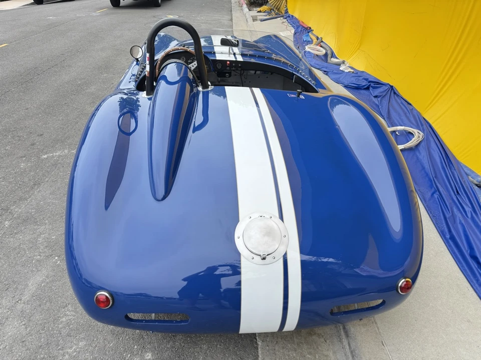 Jaguar Replica - Image 6 of 31