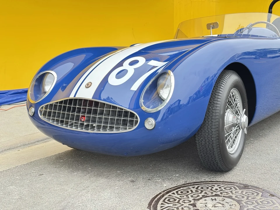 Jaguar Replica - Image 30 of 31