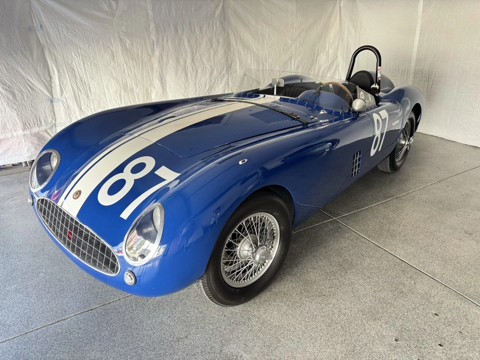 Jaguar Replica - Image 11 of 31