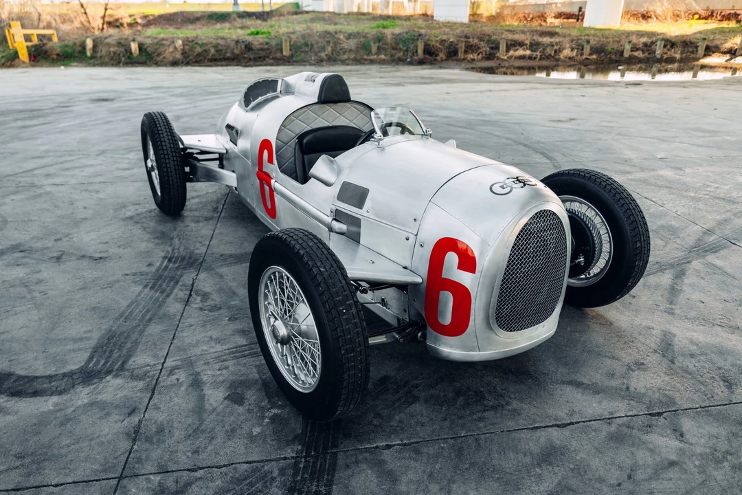 Auto Union - Image 3 of 31