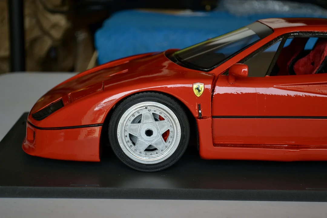 Ferrari F40 - Image 16 of 31
