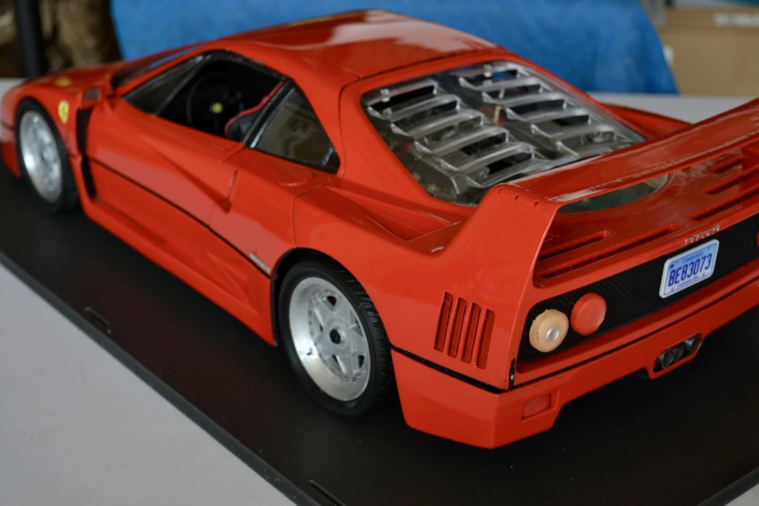 Ferrari F40 - Image 19 of 31