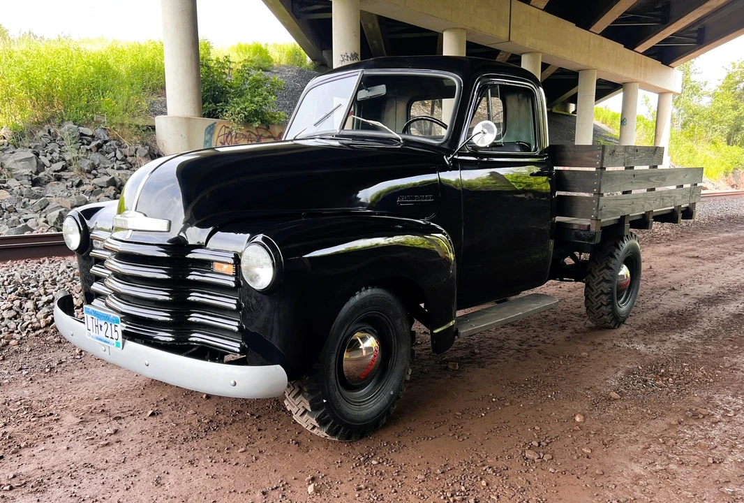 Chevrolet Advance Design - Image 2 of 31