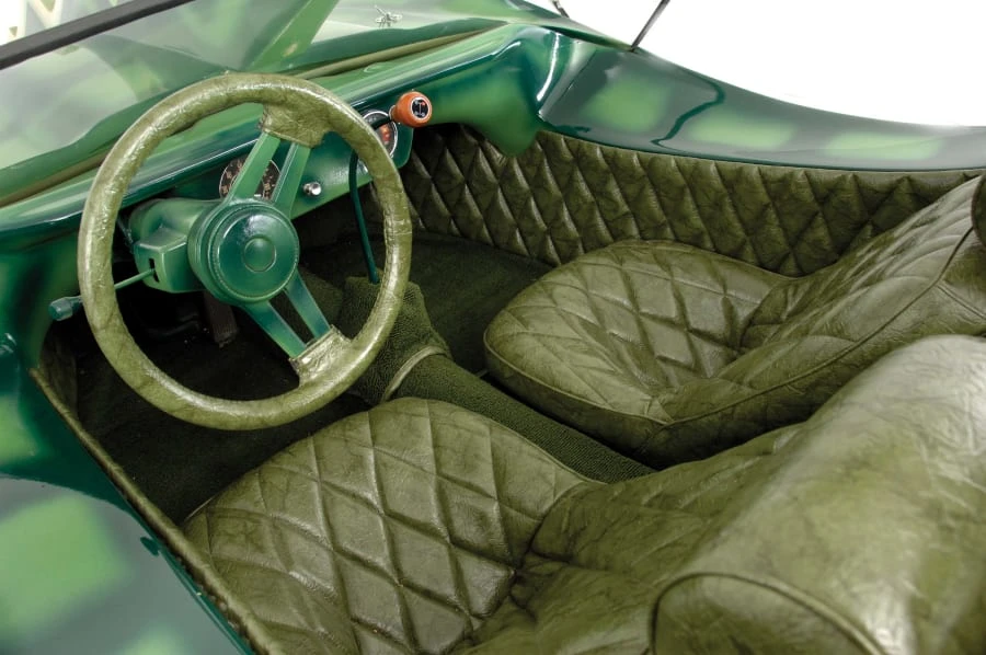 Chevrolet Corvette - Image 3 of 12