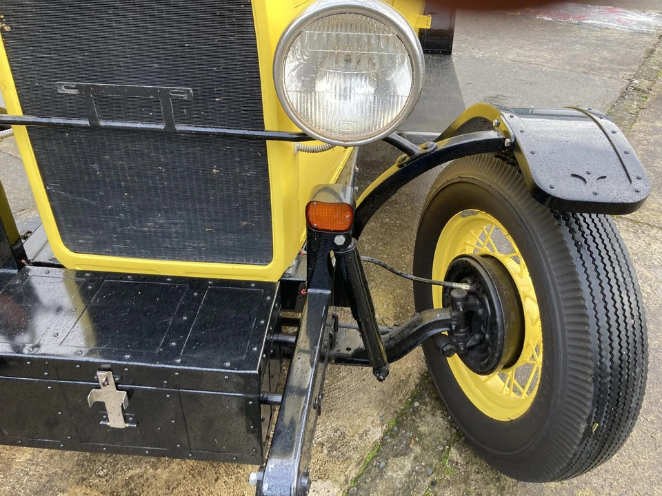 Ford Model A - Image 15 of 31