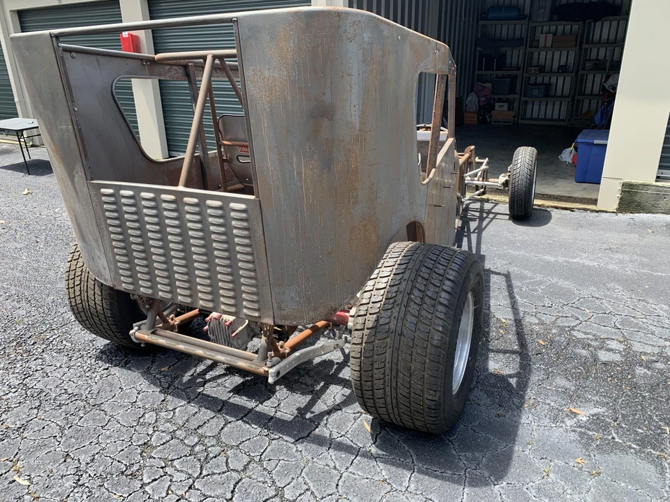 Ford Hot Rod - Image 10 of 31