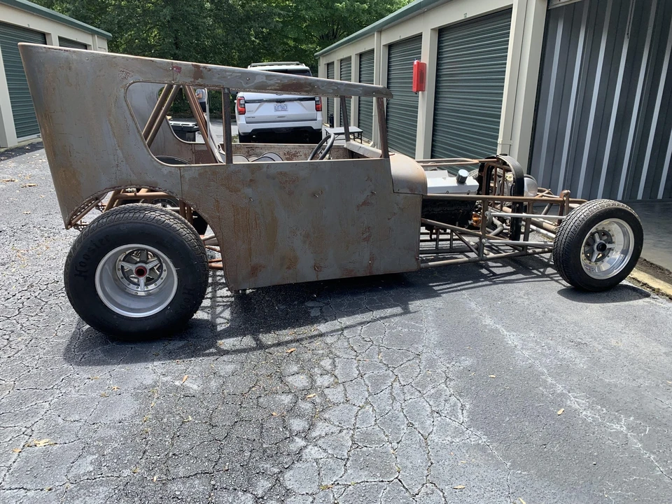 Ford Hot Rod - Image 11 of 31