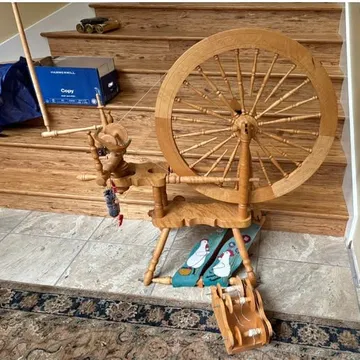 Jensen Custom 30-inch Birdseye Maple Spinning Wheel