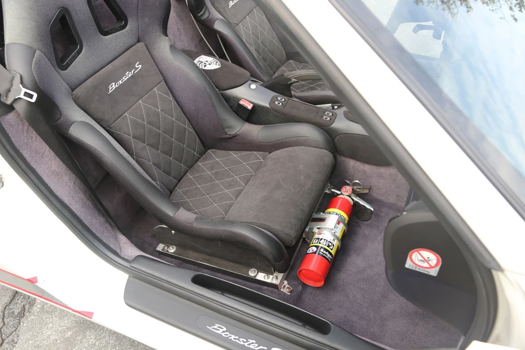 2001 Porsche 986 Boxster S - Image 7 of 14