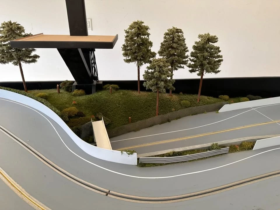 Parts & Memorabilia Scale Models - Image 4 of 10