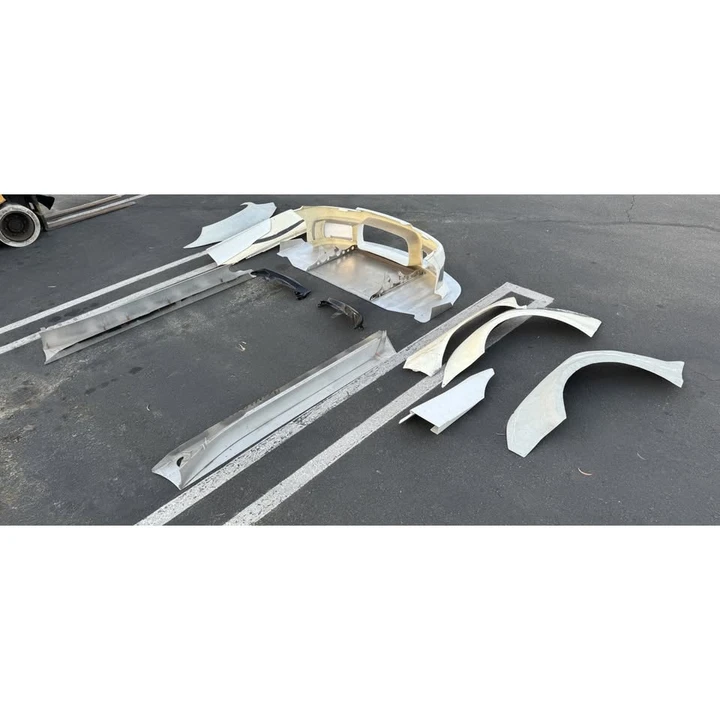 Parts & Memorabilia Bodywork - Image 5 of 10