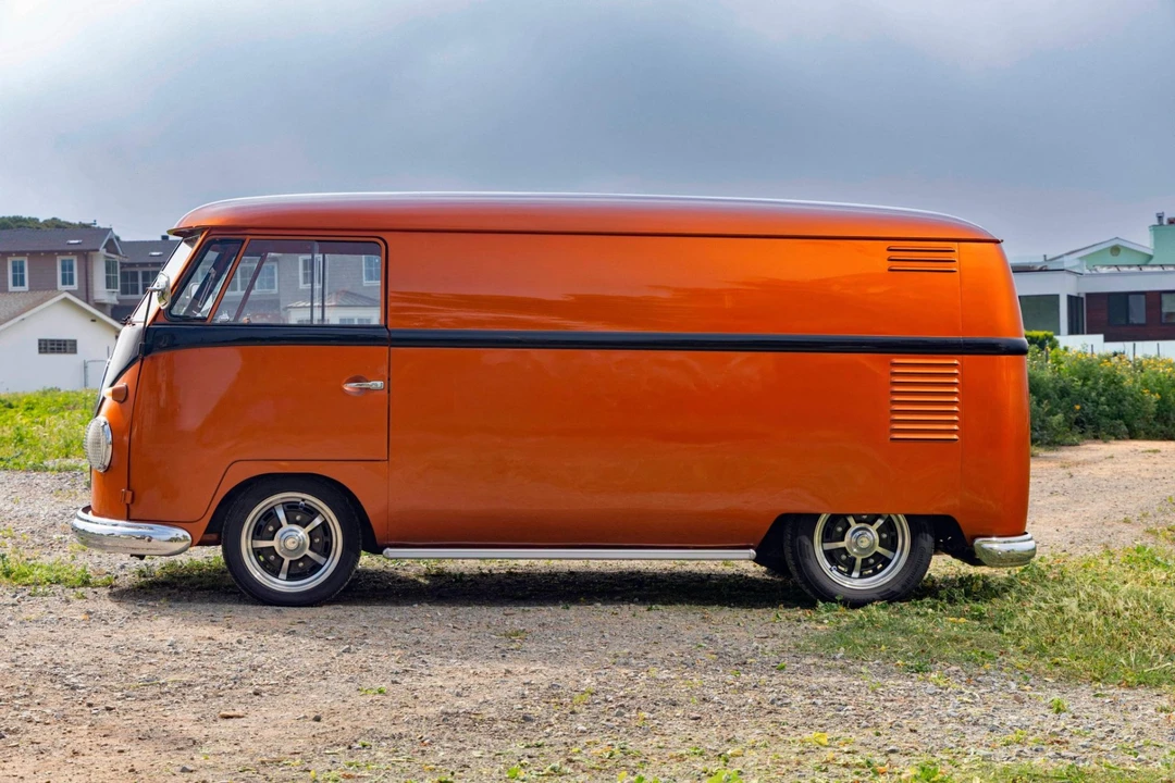 Volkswagen Split-Window Bus - Image 4 of 10