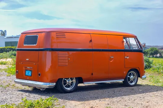 Volkswagen Split-Window Bus - Image 2 of 10