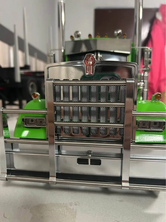 Parts & Memorabilia Scale Models - Image 10 of 10