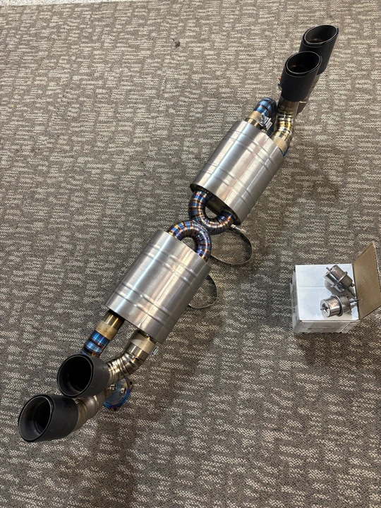 2014 Parts & Memorabilia Mechanical Components - Image 5 of 7