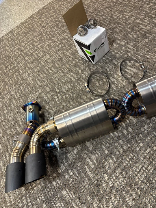 2014 Parts & Memorabilia Mechanical Components - Image 2 of 7