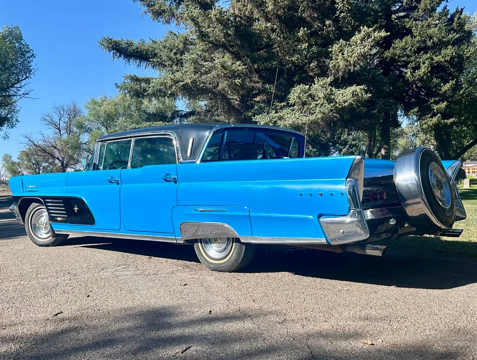 1960 Lincoln Continental Mark Series - Image 16 of 31