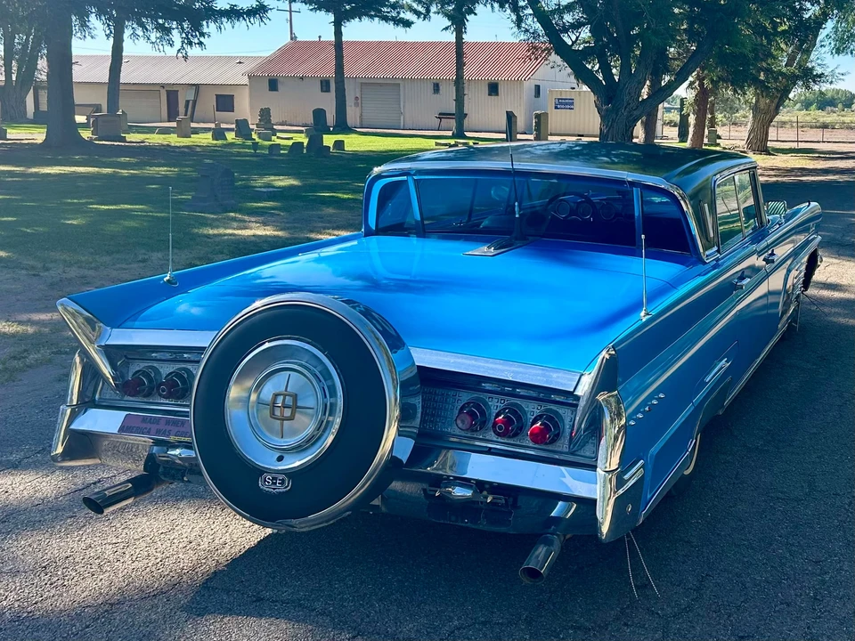 1960 Lincoln Continental Mark Series - Image 22 of 31