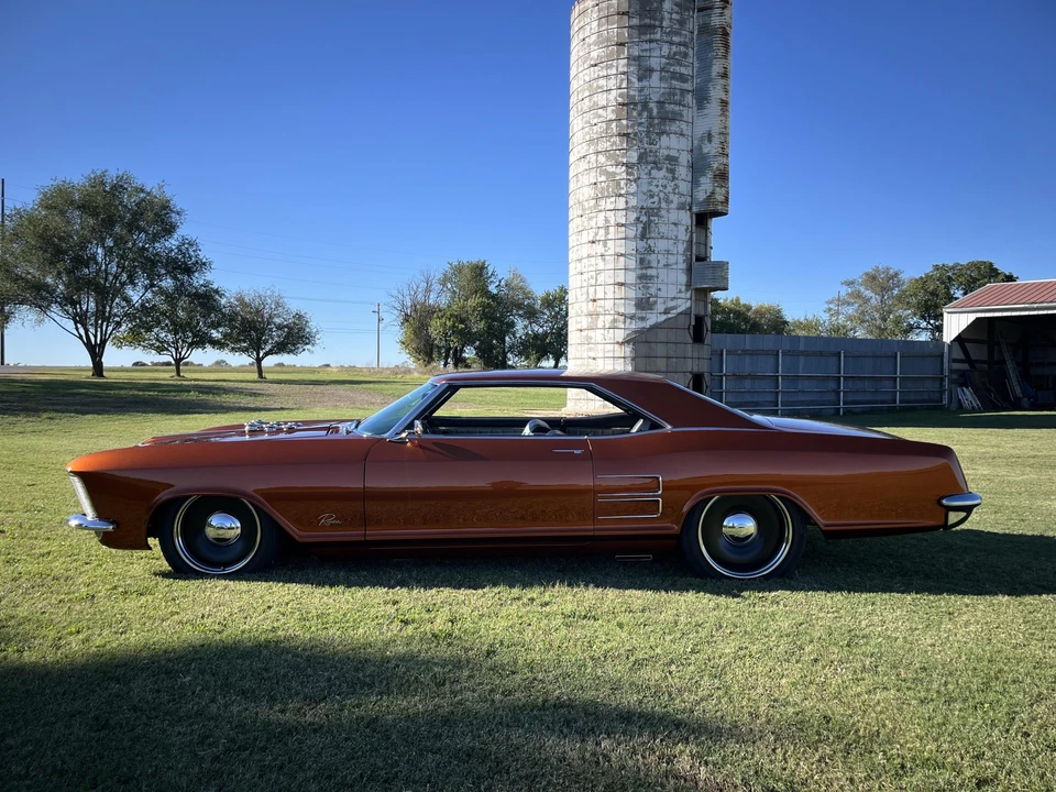 1963 Buick Riviera 1st Gen - Image 18 of 31
