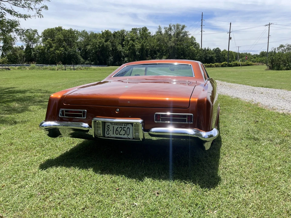1963 Buick Riviera 1st Gen - Image 16 of 31