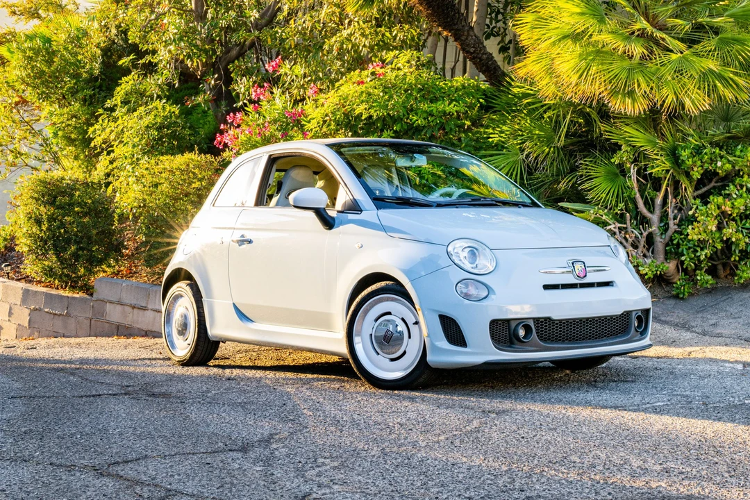 2013 Fiat Abarth 500 - Image 10 of 31