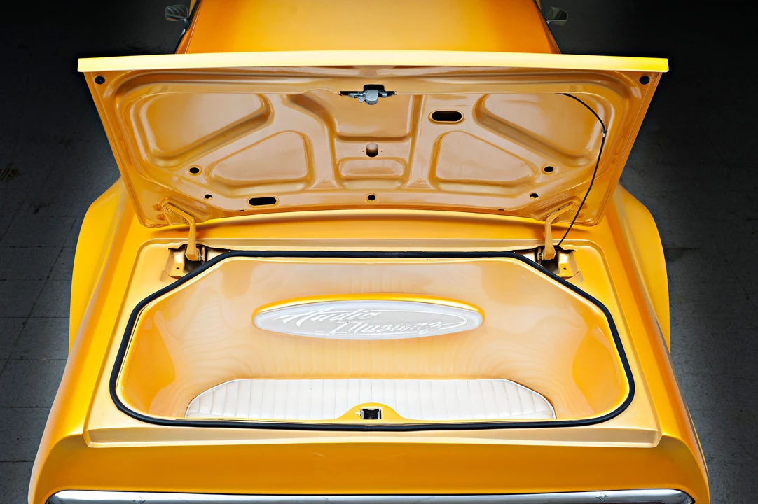 1968 Oldsmobile Toronado - Image 4 of 11