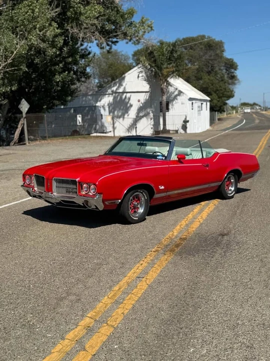 1971 Oldsmobile Cutlass 3rd Gen - Image 4 of 8