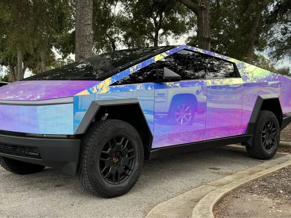 Tesla Cybertruck - Image 2 of 9