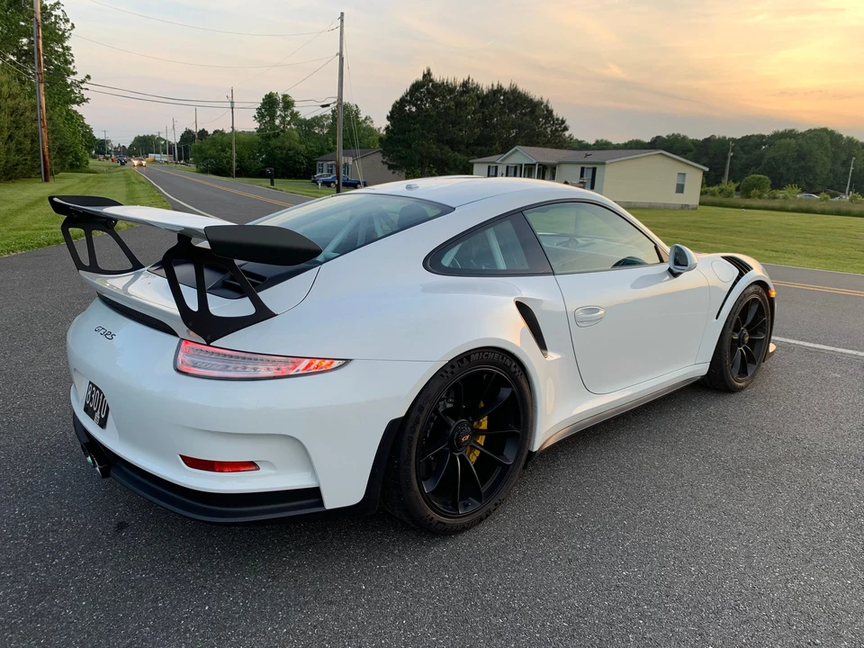 2016 Porsche 991 GT3 RS - Image 7 of 26