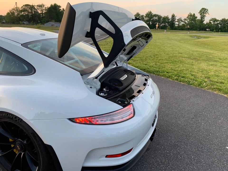 2016 Porsche 991 GT3 RS - Image 23 of 26