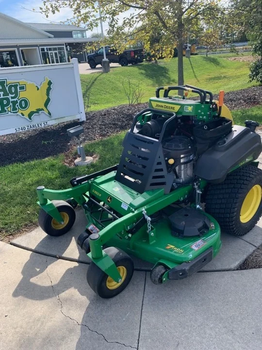 John Deere - Image 2 of 9