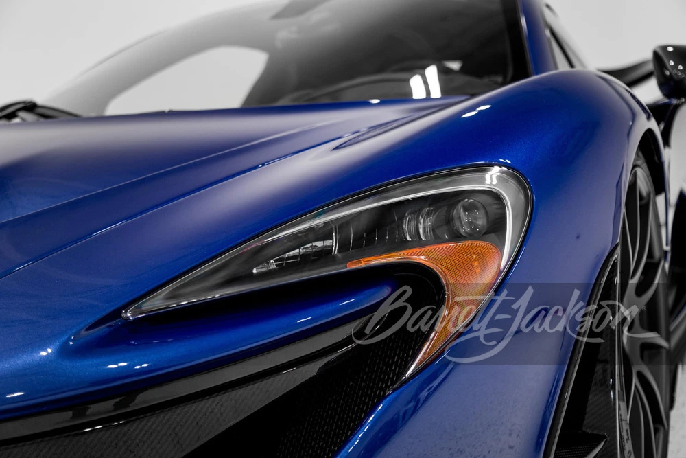 2015 McLaren P1 - Image 7 of 23
