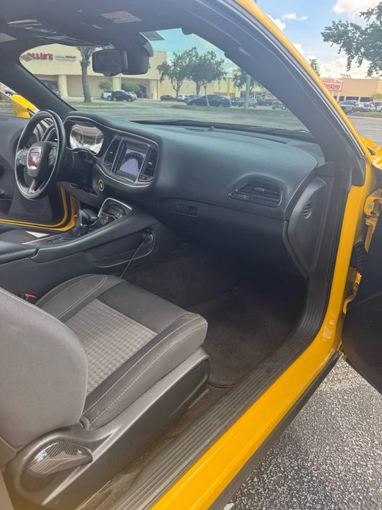2018 Dodge Challenger 3rd Gen - Image 10 of 13