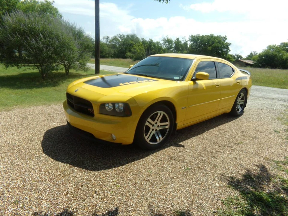 2006 Dodge Charger 6th Gen - Image 3 of 10