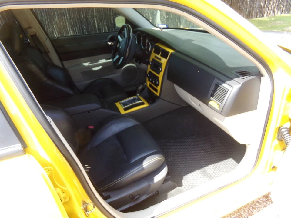 2006 Dodge Charger 6th Gen - Image 7 of 10