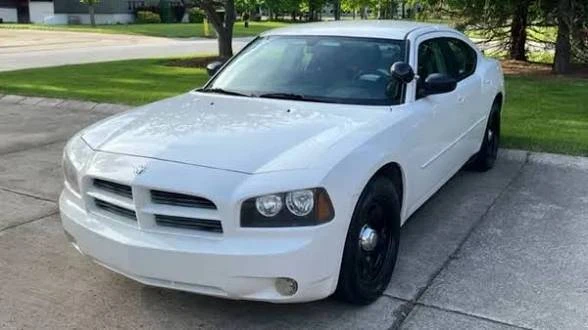2013 Dodge Charger 7th Gen - Image 2 of 5