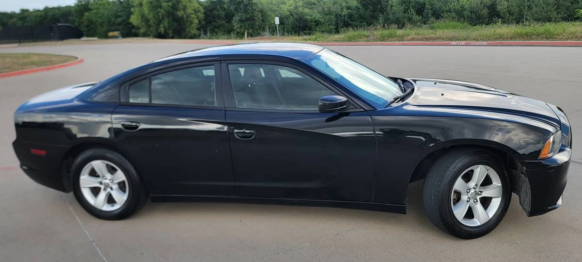 2015 Dodge Charger 7th Gen - Image 4 of 14