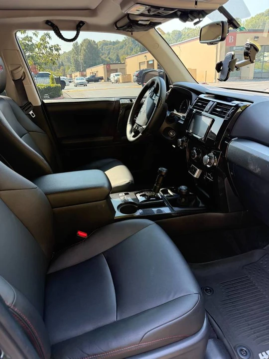 2018 Toyota 4Runner 5th Gen - Image 10 of 20