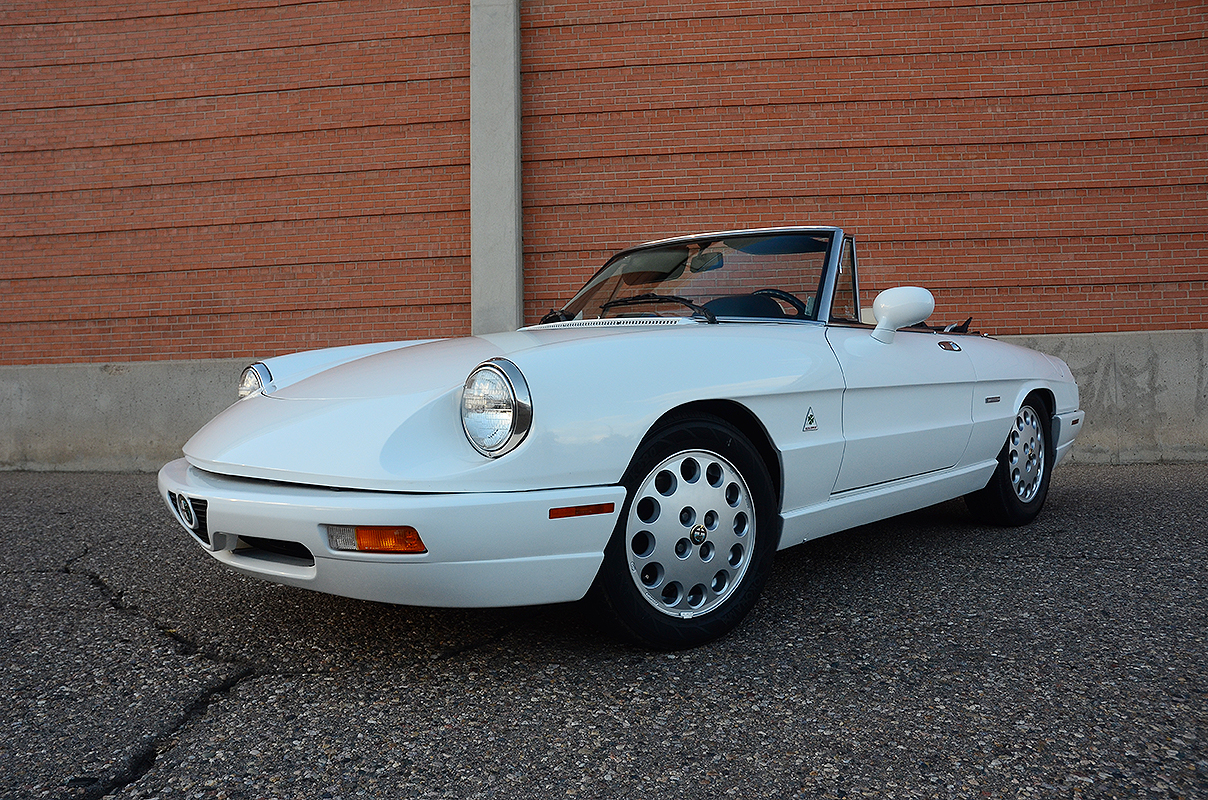 1991 Alfa Romeo Spider Veloce S4