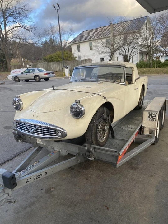 Daimler SP250 - Image 11 of 31