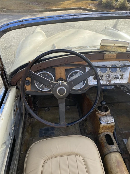 Daimler SP250 - Image 23 of 31