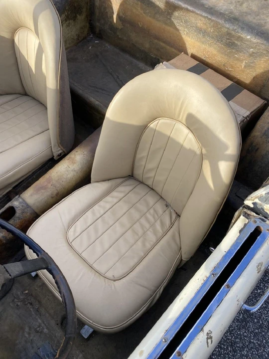Daimler SP250 - Image 19 of 31