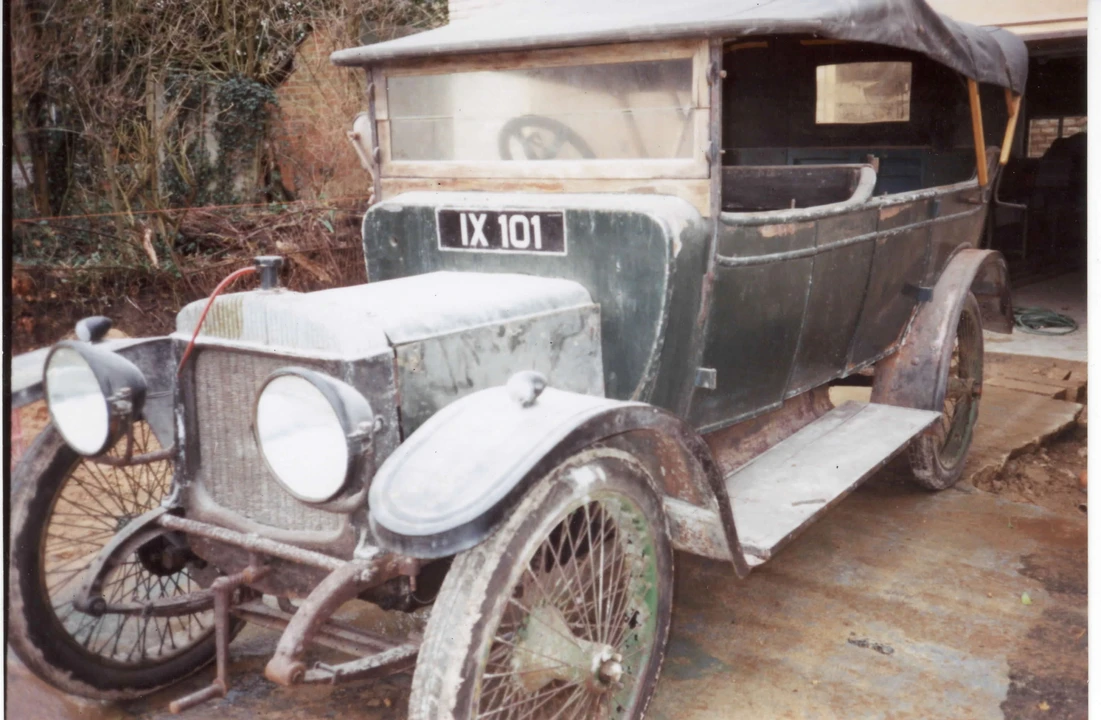 Daimler - Image 2 of 4