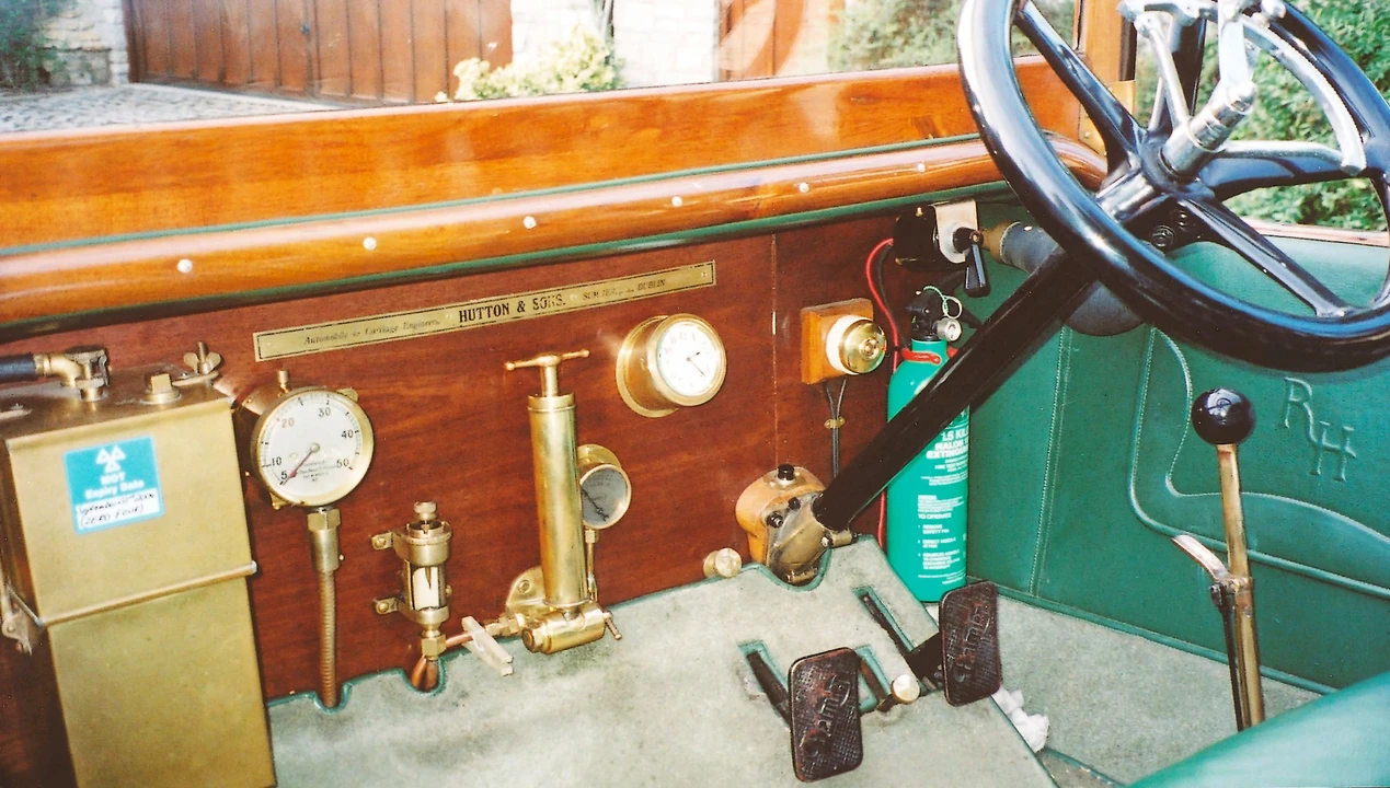 Daimler - Image 4 of 4