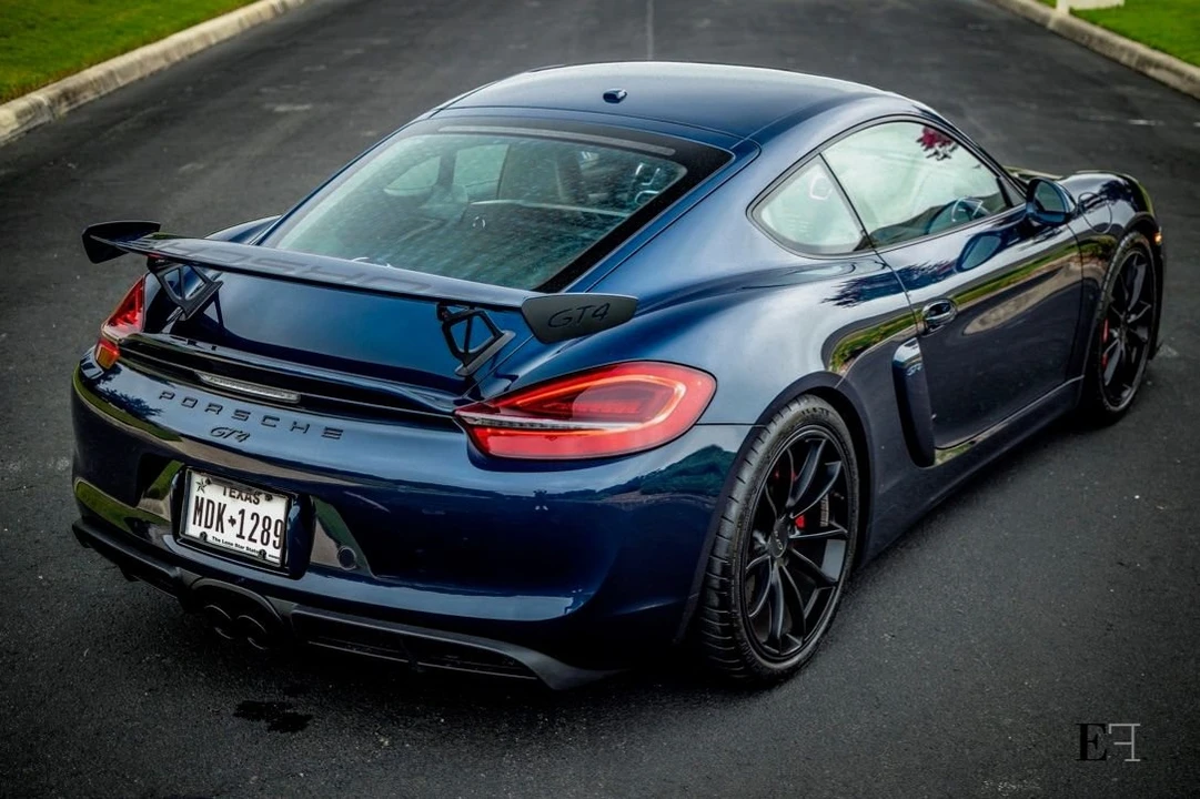 2016 Porsche 981 Cayman GT4 - Image 23 of 25