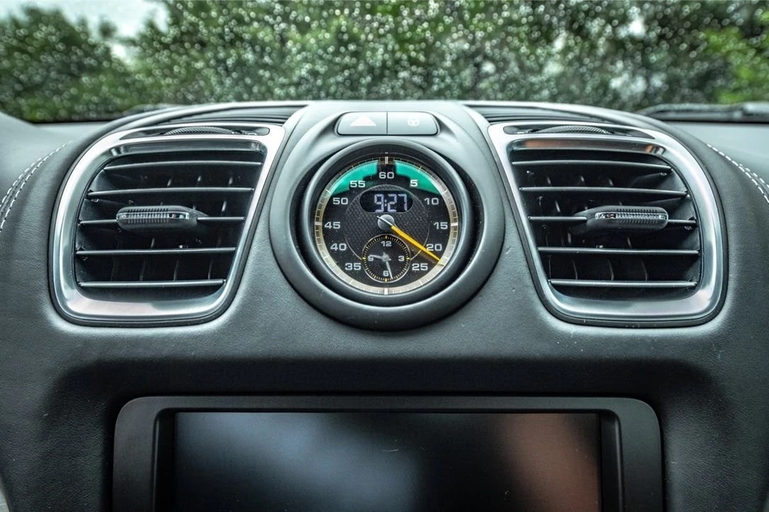 2016 Porsche 981 Cayman GT4 - Image 19 of 25